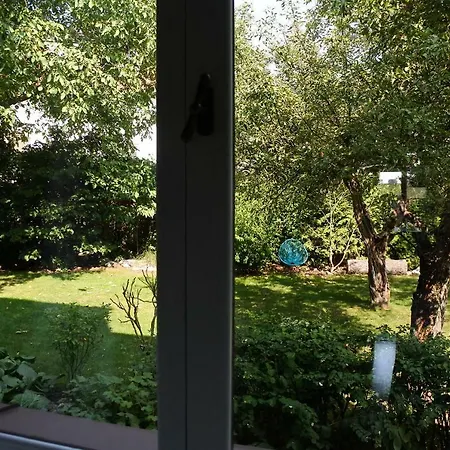 V Zahrade Troja - In The Garden Troja דירה פראג